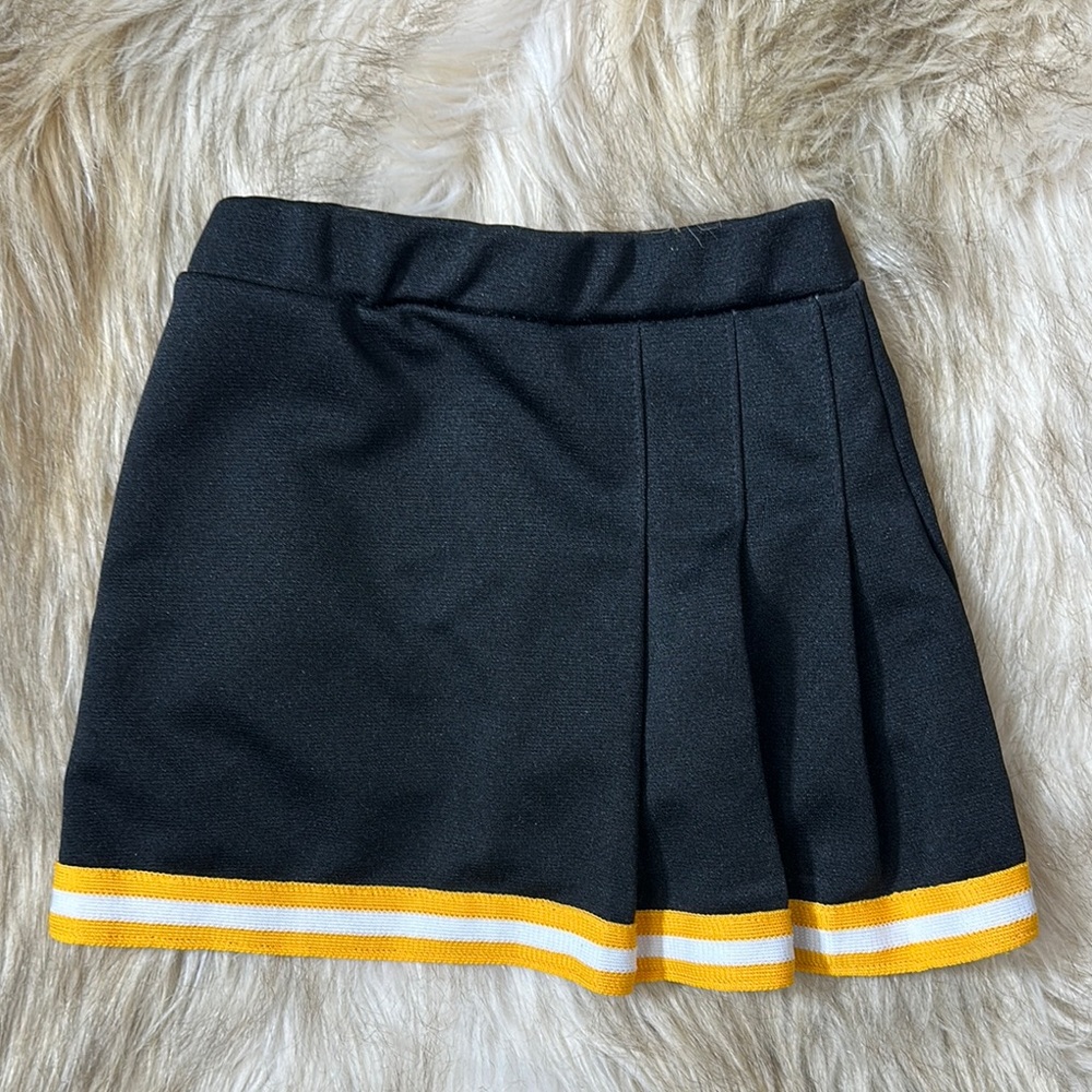 Size 4 Iowa Hawkeye Black Skirt with Yellow Stripes